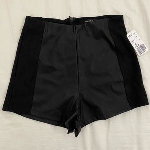 Forever 21 High Waisted shorts in size XS